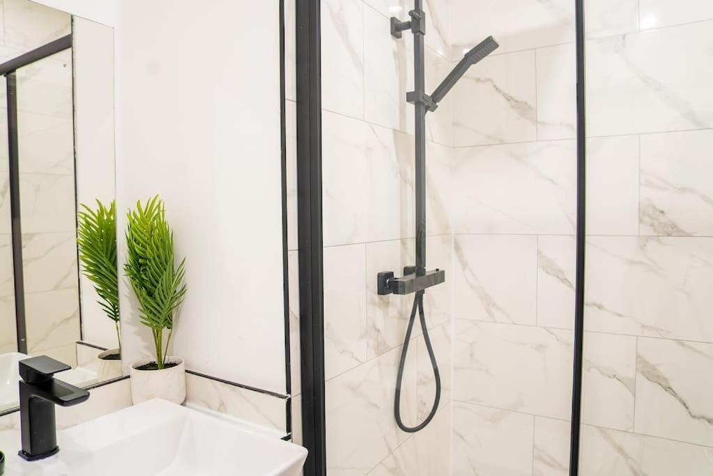 Five Star Boutique Studio Flat In London Exterior photo